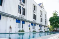 Singharaj Boutique Hotel - piscina