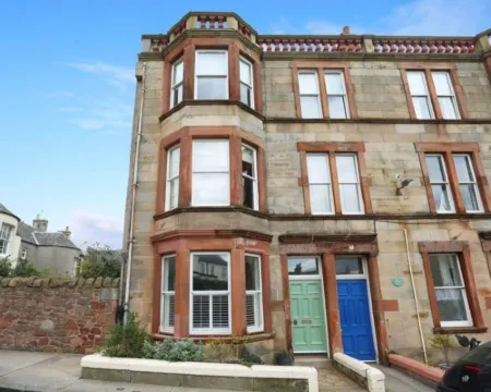 Joivy Luxury House with Patio Next to North Berwick Beach Hotels in North Berwick