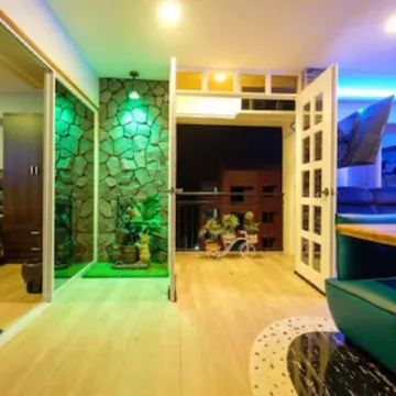 Clockworkorange Luxury Suites