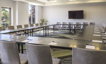 Holiday Inn Express & Suites North Bay