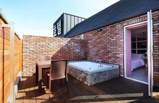 알마 비즈니스 호텔