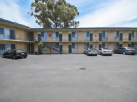 Dandenong Motel Hotels in Dandenong