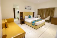 Palm Green Club Hotel di Malarpura