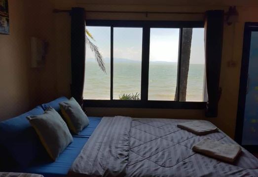 2. 수안 손 방갈로..