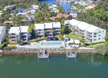 Noosa Shores Resort Отели рядом с достопримечательностью «Hastings Street»