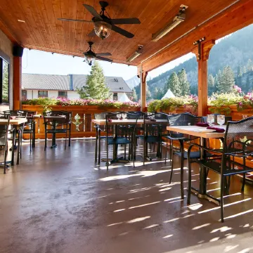 Icicle Village Resort