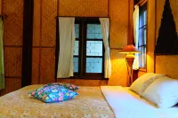 Malee's Nature Lovers Bungalows - Parkering
