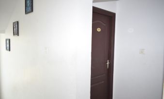 R M Guest House