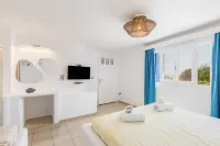 Mykonian Breeze - pemandangan pegunungan