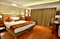 Regenta Central the Crystal Kanpur, - bar