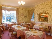 Midway Guest House - Aamiainen