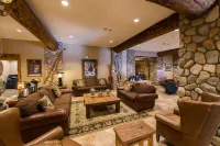 The Grand Lodge Hotel and Suites Hotels in Mount Crested Butte