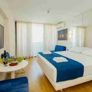 Royal Sea Breeze Apartments Rooms