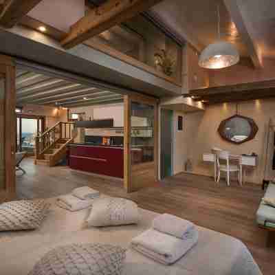 Vranas Residenza Signature Suites Rooms