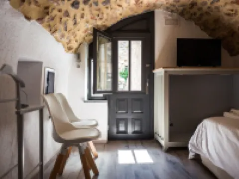 Avgonima Chios Spitakia Cottages Hotels in Chios