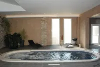 Hotel de France فنادق في Vergoncey