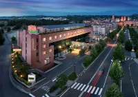 Hotel-Ristorante I Castelli - Alba Hotel in zona Calzedonia