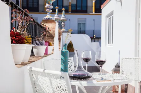 Lukanda Arenal Отели рядом с достопримечательностью «Мост Изабеллы II»