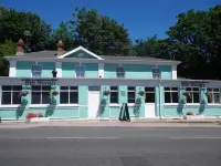 The Swan Inn Hotels in Eastleigh District
