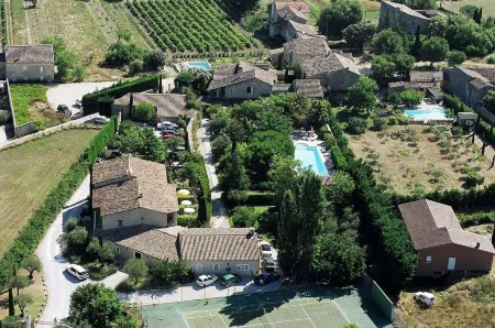 Hostellerie le Roy Soleil Отели в г. Мерендоль