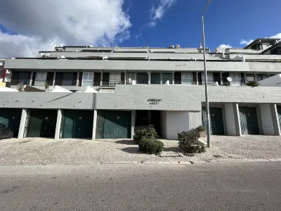 Amazing Sesimbra Duplex by the Beach Hotels near Herdade do Cabeço da Flauta