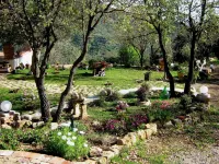 Casale Margherita Turismo Rurale Hotels in Reitano