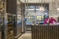 Congress Avenue Hotel