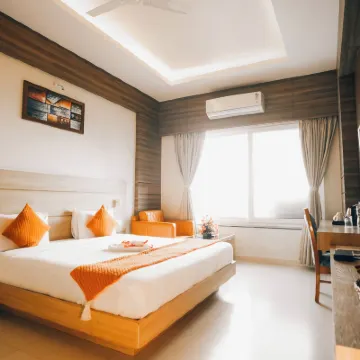 Imperial Heights Hotels near Sri Sri Thakur Anukul Chandra Satsang Ashram