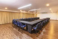 Nacional Inn 裡貝朗普雷託村莊飯店及會議中心 - 停車場