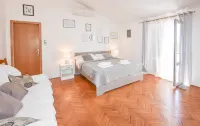 Apartments Ante