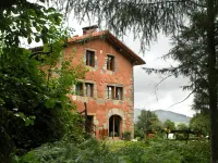 Casa Rural Ecológica Kaaño Etxea El Bosque y la Naturaleza Sentir Hotels in Ultzamaldea