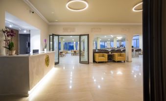 V Hotel Delphi