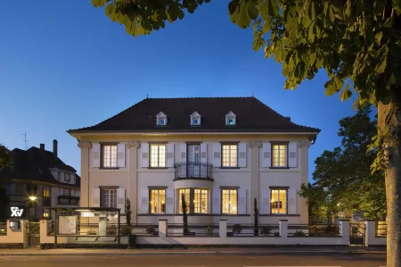 Boutique Hotel des XV Отели рядом с достопримечательностью «Сад До Рив»