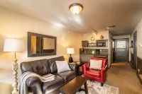 Highland Haven Creekside Inn Hotels in Evergreen