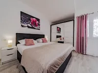 Stone House Blaca