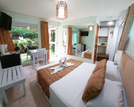 BellaVista Suites by Villas Verdes - Samara Beach Hotels in Samara