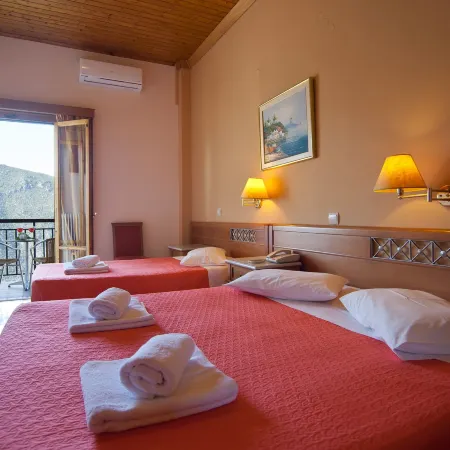 Acropole Delphi City Hotel