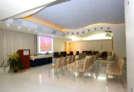 โรงแรมชาร์ม ลาบิตตา