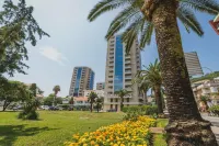 Blue Marlin Apartments Отели в г. Будва