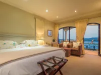 Villa Paradisa Guest House فنادق في Simola Golf and Country Estate
