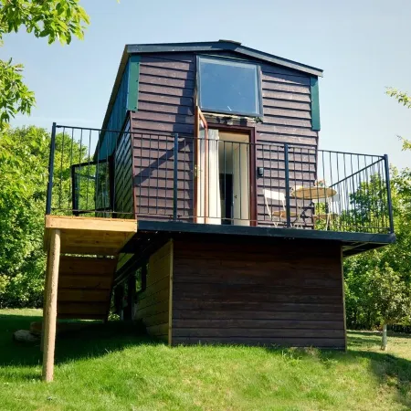 Extraordinary Huts Ltd
