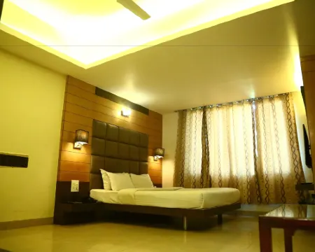 Castle Inn Hotels in Khandwa