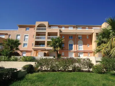 Lagrange Vacances Villa Barbara Hotels in Var