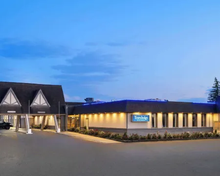 Travelodge by Wyndham Gaylord Hotels in Otsego County