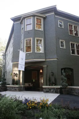 Princess Anne Boutique Hotel Hotels in Reems Creek