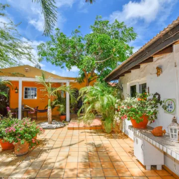 Brisas Studio Apartments