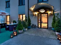 Hotel Petrus Hotels near Debniki