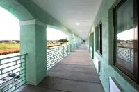 Hotel Bel Air Hotels in Mission Bend