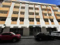 SWU Broadway Hotels near Faust Wine Cellar