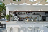 Makarios Hotel - С баром
